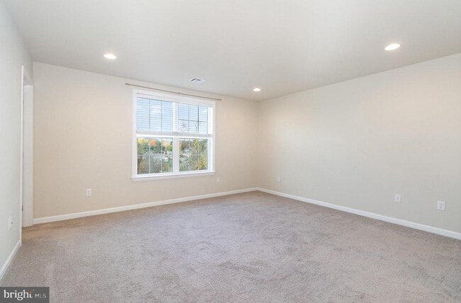 Building Photo - 1726 Bradley Dr