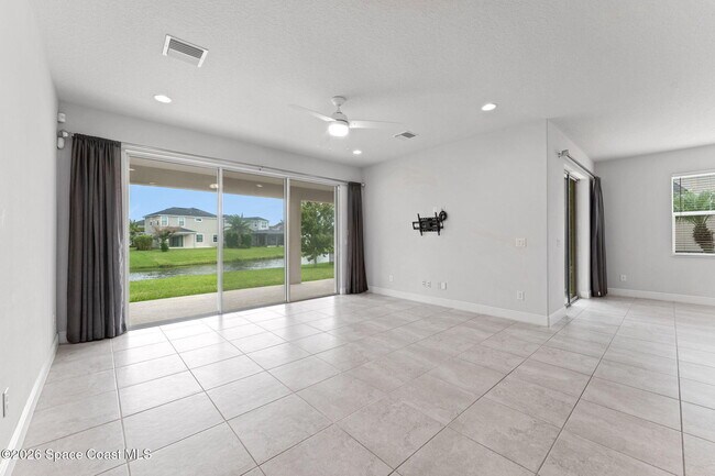 Building Photo - 7440 Jazero Pl