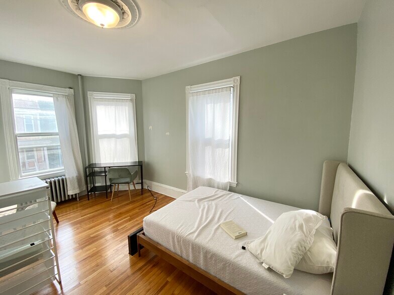 Building Photo - 3 Oswald St