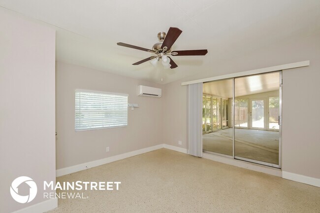 Building Photo - 1642 Banyan Dr