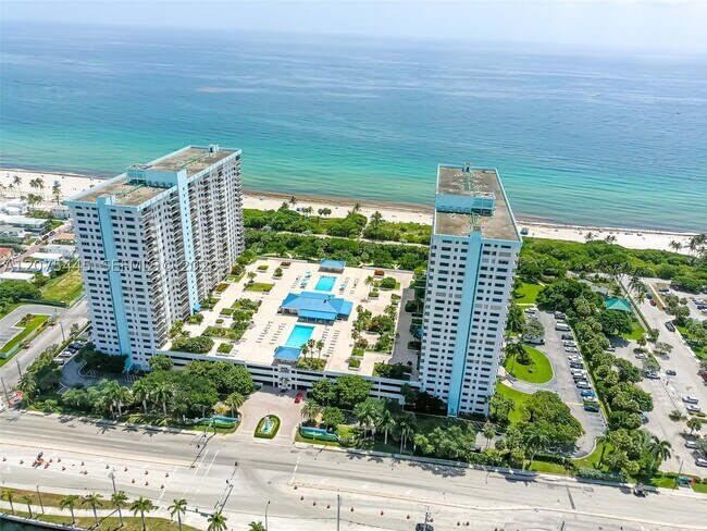 Building Photo - 1201 S Ocean Dr