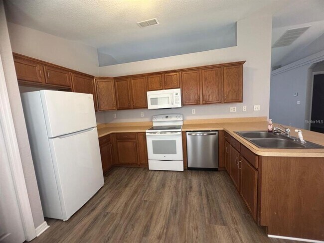 Building Photo - 4077 SW 131st Place Rd