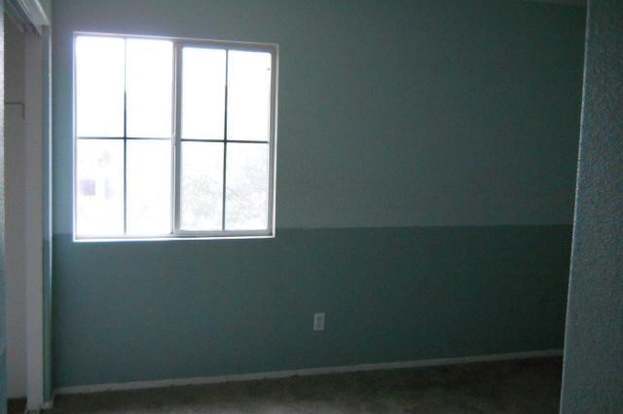 Building Photo - 650 Laxford Rd
