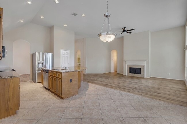 Building Photo - 3711 Rocky Ledge Ln