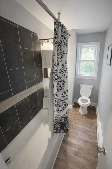 Building Photo - 1-3 Sitgreaves St