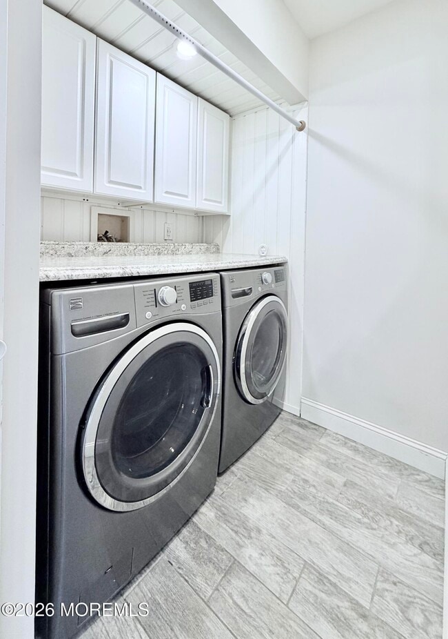 Building Photo - 7 Longfellow Ct