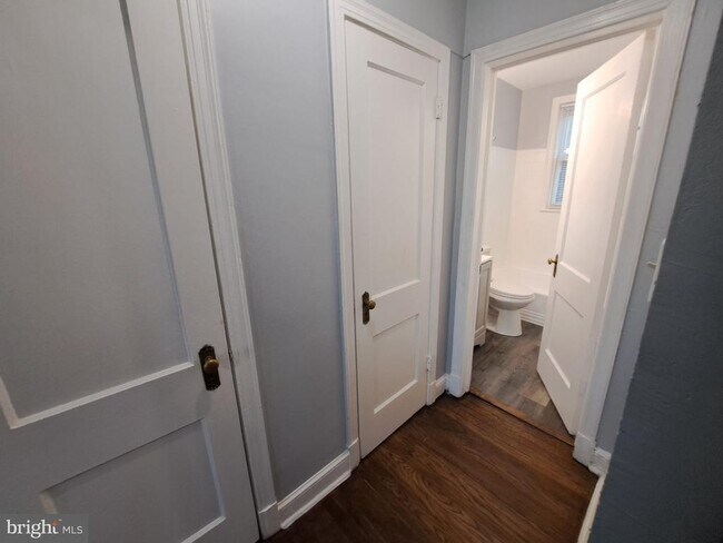 Building Photo - 3516 Ely Pl SE