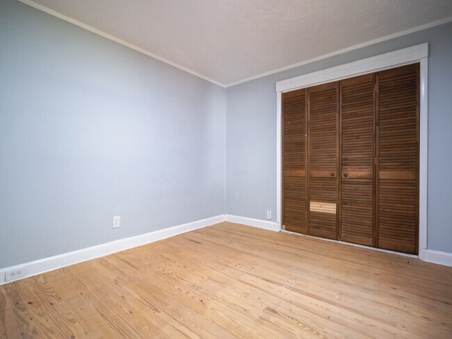 Building Photo - "Charming 3-Bedroom Home in Cramerton - Spacious 1217 Sq Ft with 2 Full Baths!"