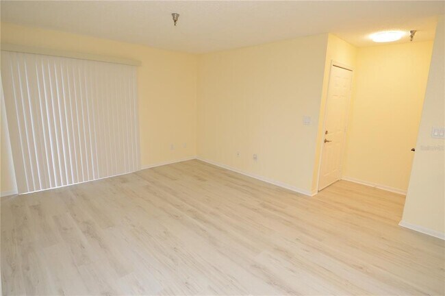 Building Photo - 10265 Gandy Blvd N