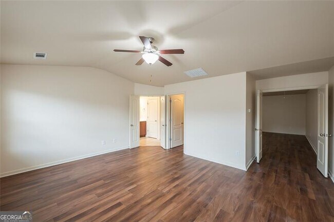 Building Photo - 1555 Creek Bend Ln NW