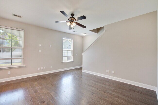 Building Photo - 135 Fulmar Pl