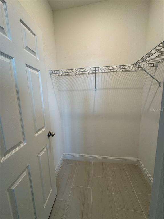 Building Photo - 9743 Amber Chestnut Wy