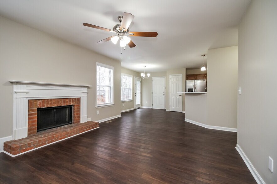 Building Photo - 1812 Tanner Ct