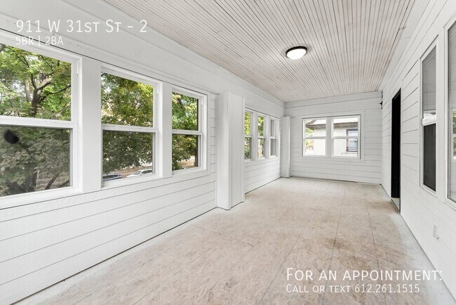 Building Photo - 911 W 31st St