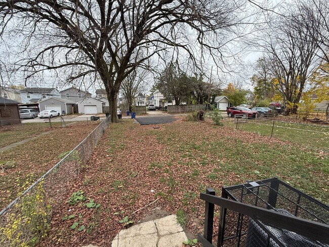 Building Photo - 975-977_MILLER AVE