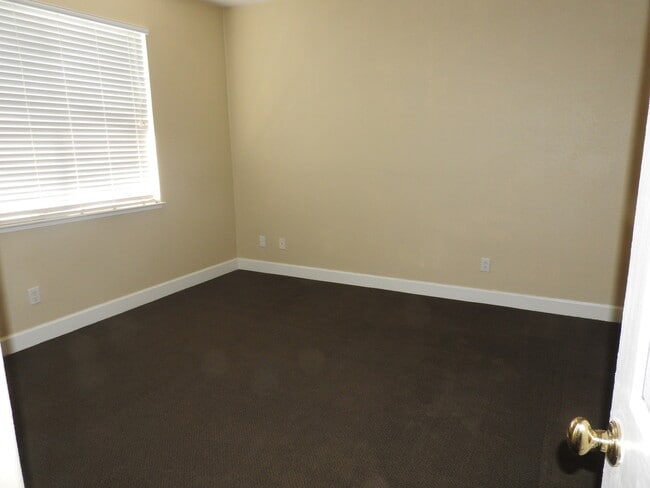 Building Photo - Gorgeous Home with Pool in Beautiful El Dorado Hills.