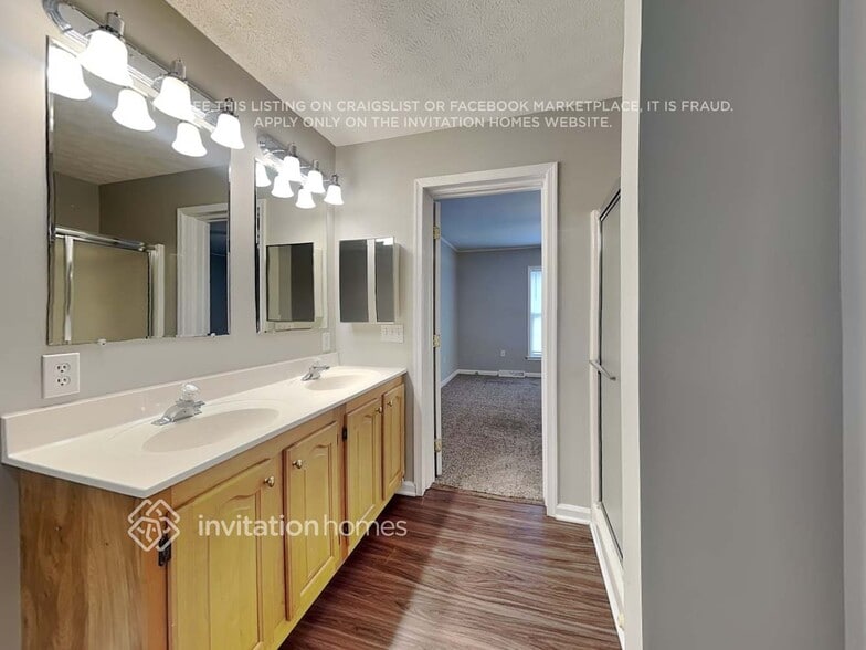 Building Photo - 115 Bright Star Cir