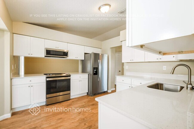 Building Photo - 4635 Robert St