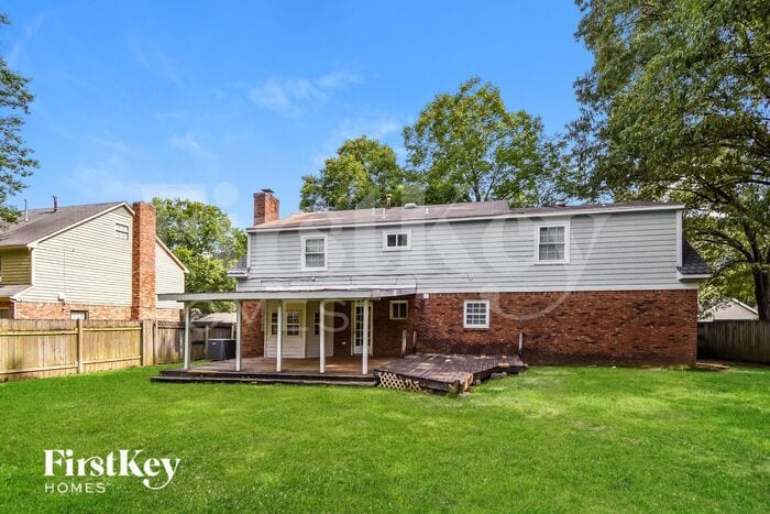 Building Photo - 6385 Kinston Park Dr