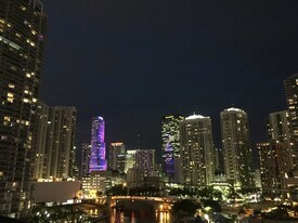 Building Photo - 690 SW 1st Ct