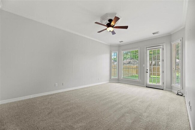 Building Photo - 1822 Lakebend Dr