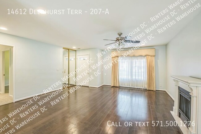 Building Photo - Stunning 3Bd/2Bth Cabot model TH with 2-ca...