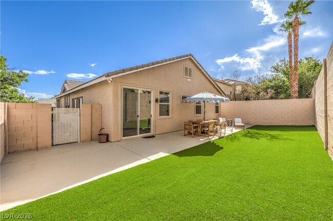 Building Photo - 10762 Flame Vine Ct