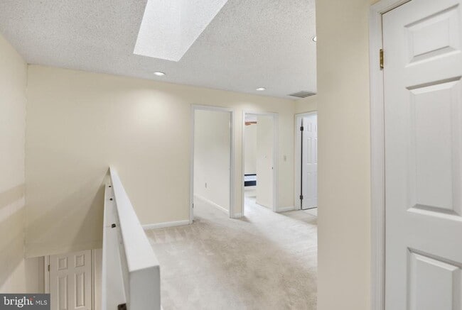 Building Photo - 428 Crane's Roost Ct