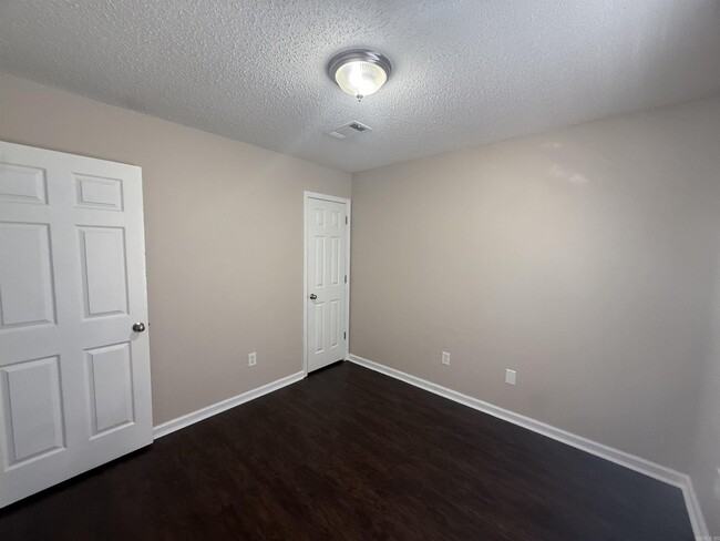 Building Photo - 111 Butterfield Crossing