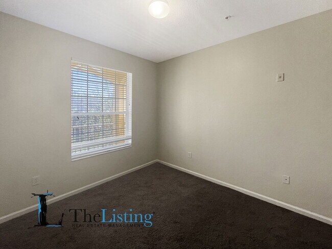 Building Photo - 8630 Buccilli Dr