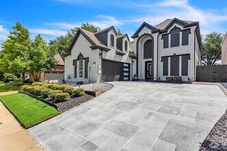 Building Photo - 2920 Prestonwood Dr