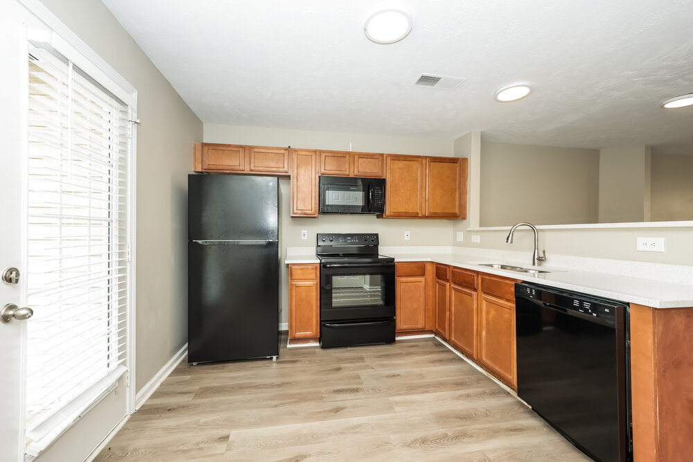 Building Photo - 8030 Logan Dr
