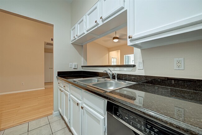Building Photo - 2001 Bering Dr