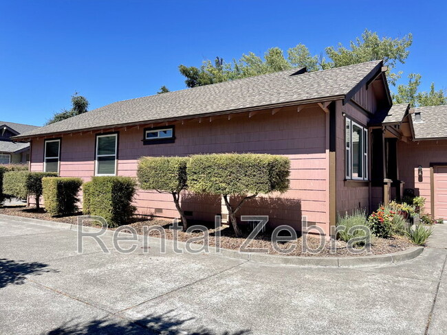 Building Photo - 233 Craftman Ct
