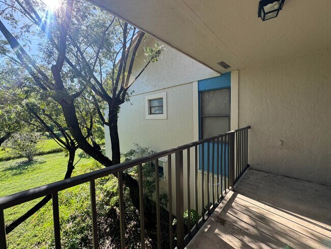 Building Photo - 1541 Windorah Way