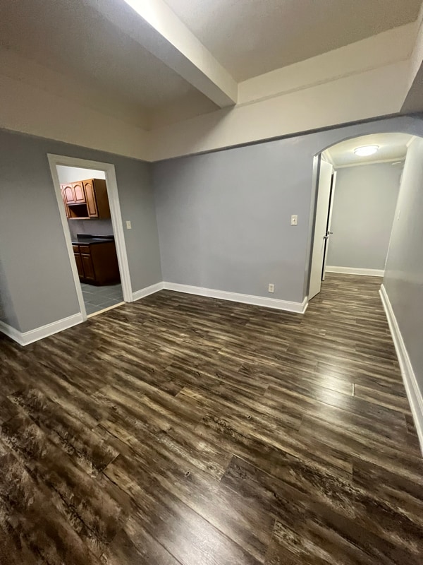 Building Photo - 7 Chestnut St