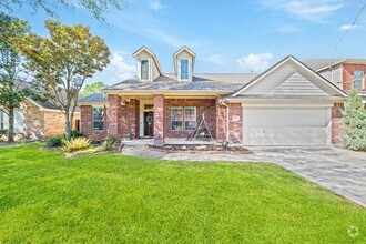 Building Photo - 7511 Parkcross Pl