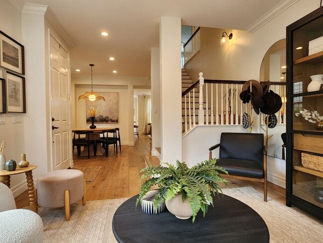 Building Photo - Highly Upgraged Ladera Ranch Home