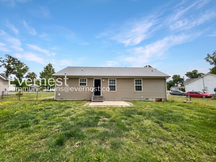 Building Photo - 209 Loch Lomand Dr
