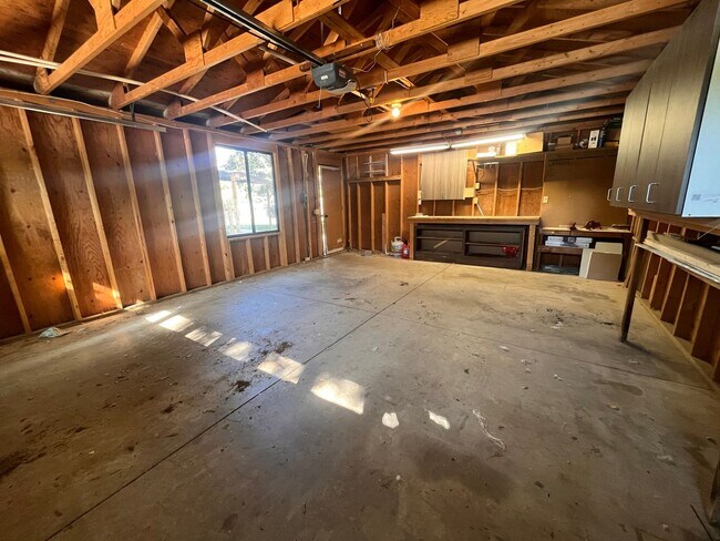 Building Photo - Beautiful Home in West Fort Collins