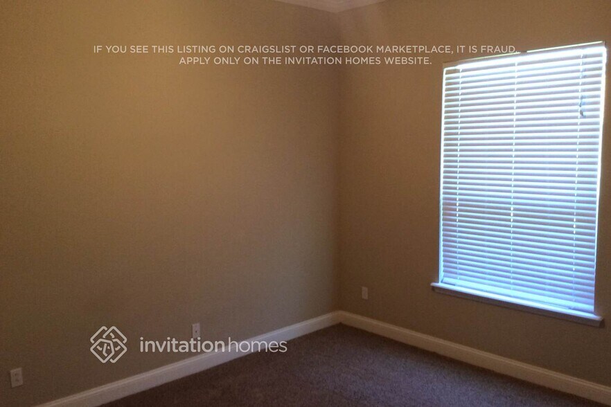 Building Photo - 2394 W Clovelly Ln