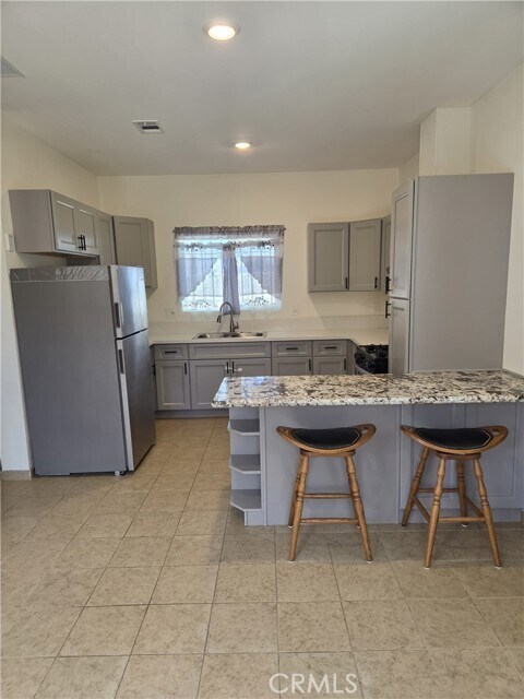 Building Photo - 13745 Vellanto Way