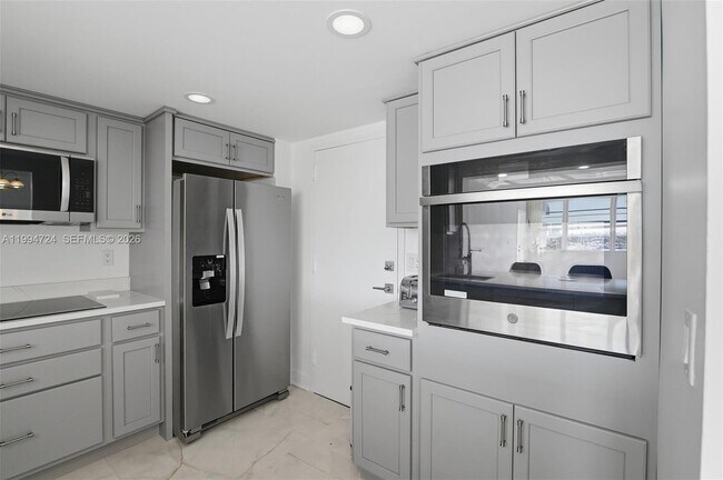 Building Photo - 1170 N Federal Hwy