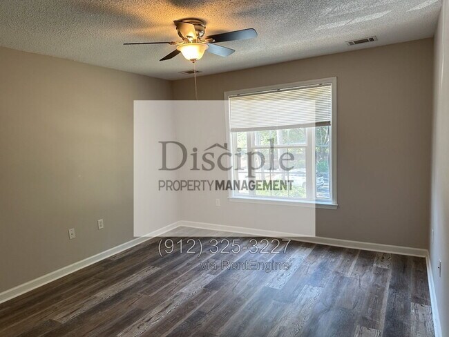 Building Photo - 29 Brisbon Hall Ln