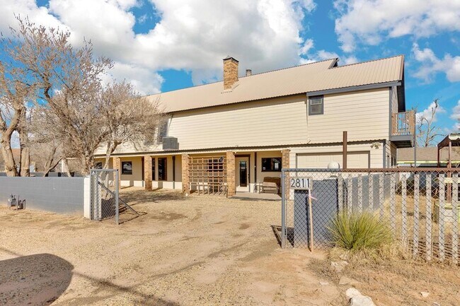 Building Photo - 2811 S County Rd 1200