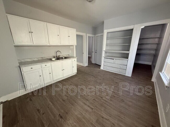 Building Photo - 3278 N 17th St