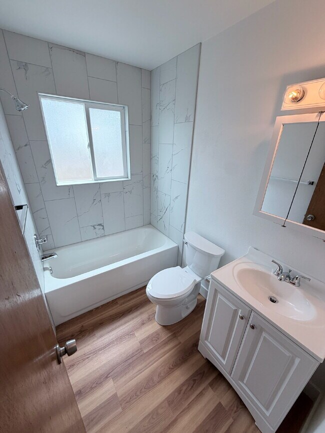 Building Photo - "Charming 2-Bed, 2-Bath Single Family Home in Boulder!"