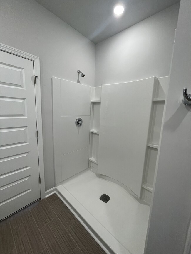 Building Photo - 504 Sea Sparrow St