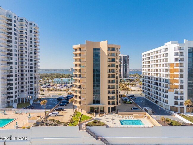 Building Photo - 3023 S Atlantic Ave