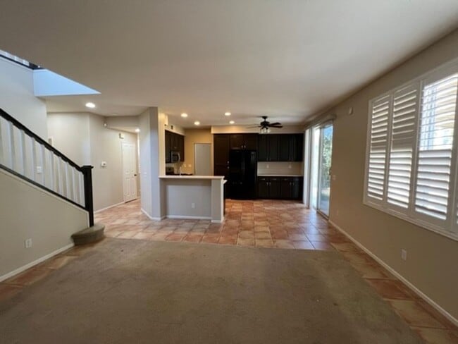 Building Photo - Rolling Hills Ranch! Spacious 4 Bedroom 2....